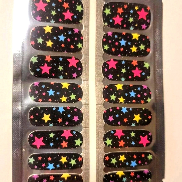 *SOLD*16 different Nail Wraps 💅 - Picture 14 of 16